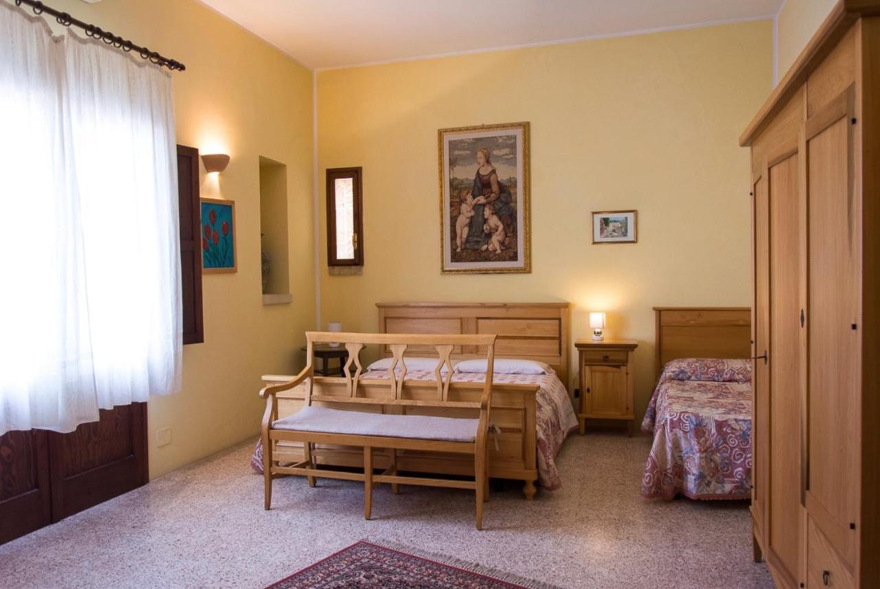 Hostal Casale Sombrino Supersano Exterior foto