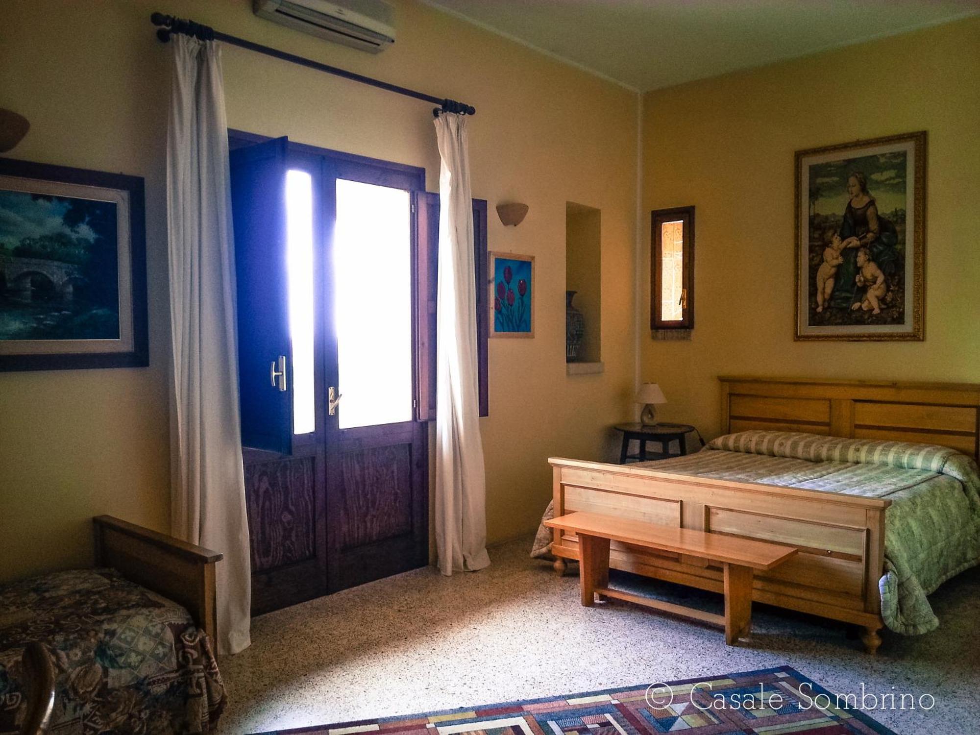 Hostal Casale Sombrino Supersano Habitación foto